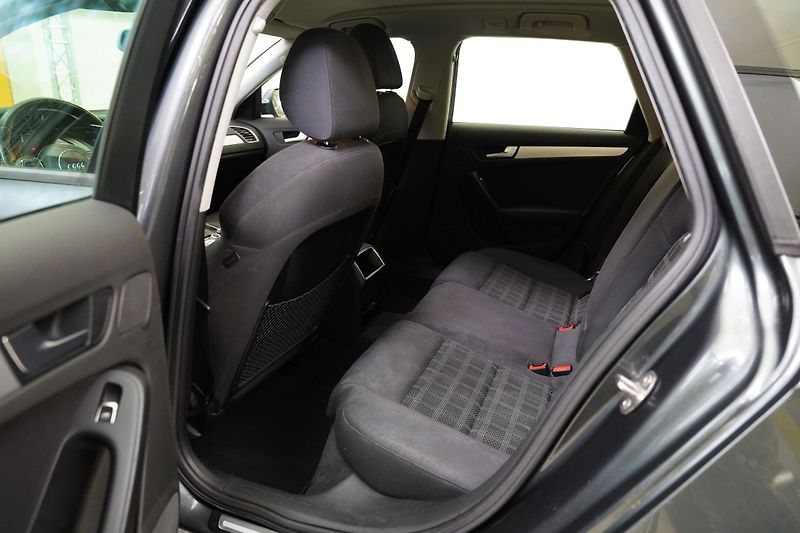 Audi A4 - fotka 26 z 27