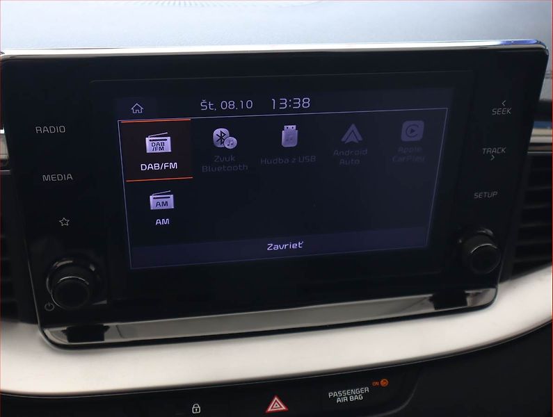 Kia Ceed (2022) 1.0 T-GDI, Serv.kniha - fotka 16 z 18