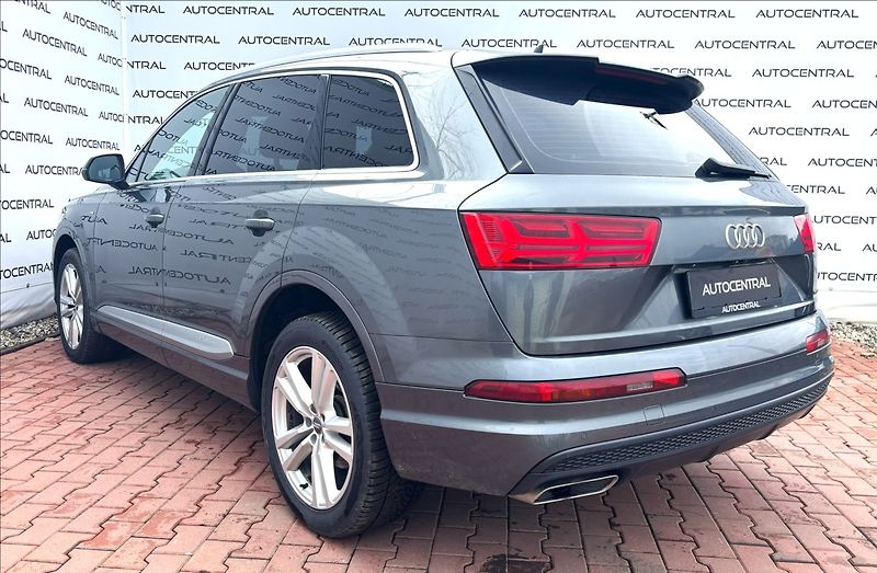 Audi Q7 3,0 TDi,QUATTRO,S-LINE,NEHAVAR - fotka 6 z 41