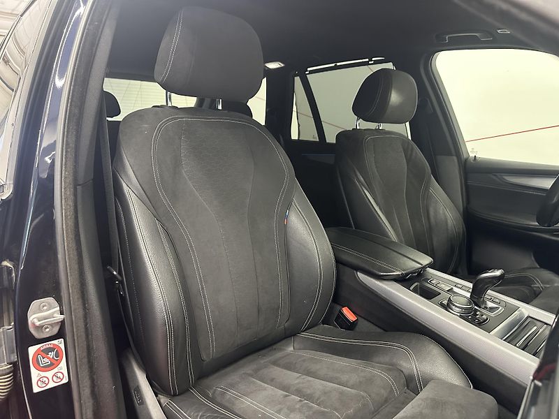 BMW X5 (2016) M50d CZ*TAŽNÉ*HUD*ADAPTIVELED - fotka 9 z 20