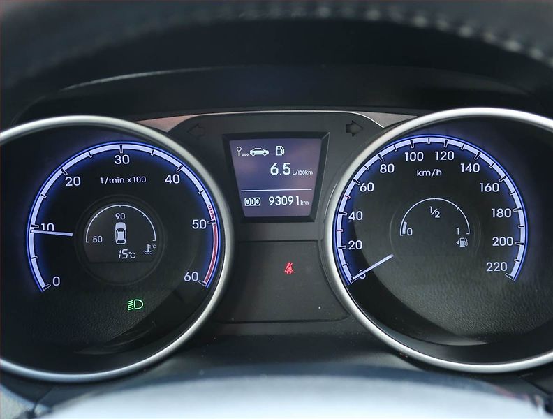 Hyundai ix35 (2011) 1.7 CRDi, ČR,1.maj, Tempomat - fotka 11 z 19