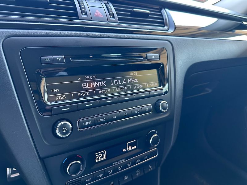 Škoda Rapid (2014) 1.2TSi NOVÉ ROZVODY, 100%KM - fotka 9 z 13