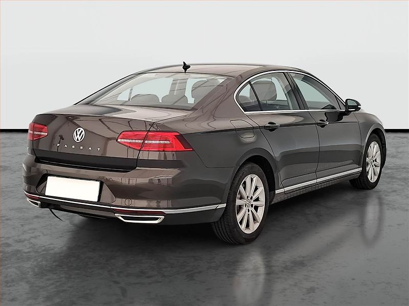 Volkswagen Passat (2016) Comfortline 2.0 TDI, Kůže - fotka 5 z 19