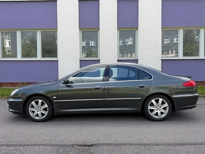 Peugeot 607 2,7 HDI V6 - fotka 2 z 26