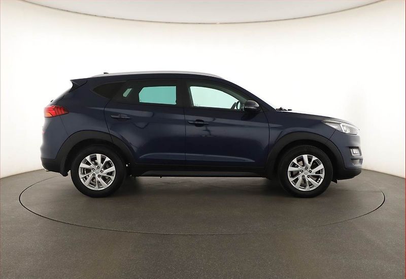 Hyundai Tucson (2020) 1.6 T-GDI, Navi, Tempomat - fotka 6 z 16