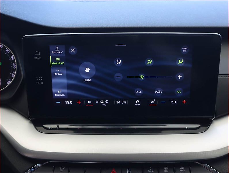 Škoda Octavia (2021) 2.0 TDI, Automat, Serv.kniha - fotka 16 z 24