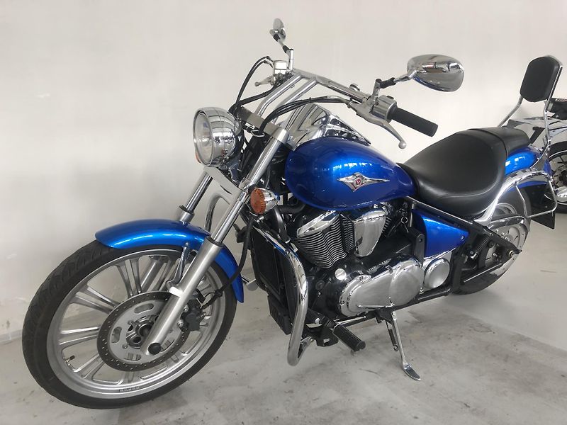 Kawasaki VN 900 Custom - fotka 5 z 19