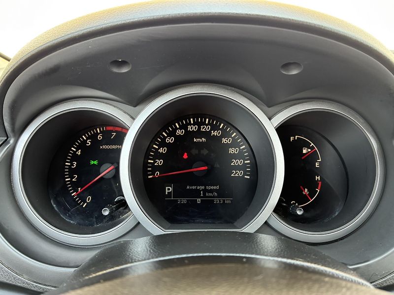 Suzuki Grand Vitara 2.4 VVT 124kW AT JLX-E Limited - fotka 15 z 19