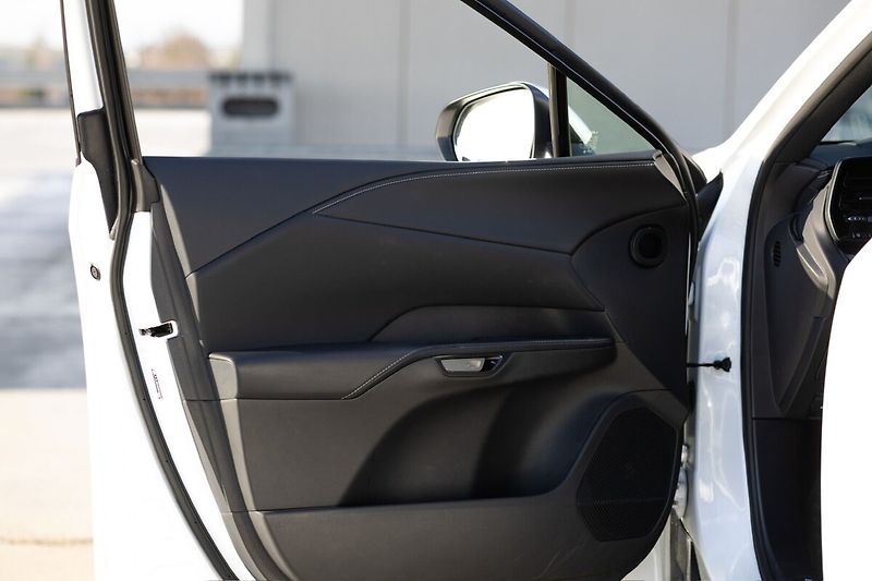 Lexus RX 450h plus 450H+ 2,5 PHEV EXECUTIVE PLUS - fotka 14 z 29