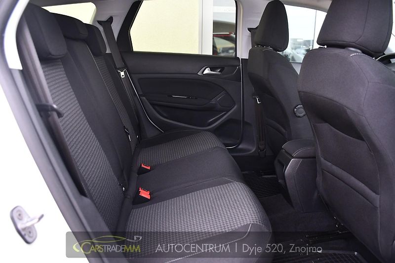 Peugeot 308 SW 1.5BlueHDi ACTIVE CARPLAY - fotka 18 z 47