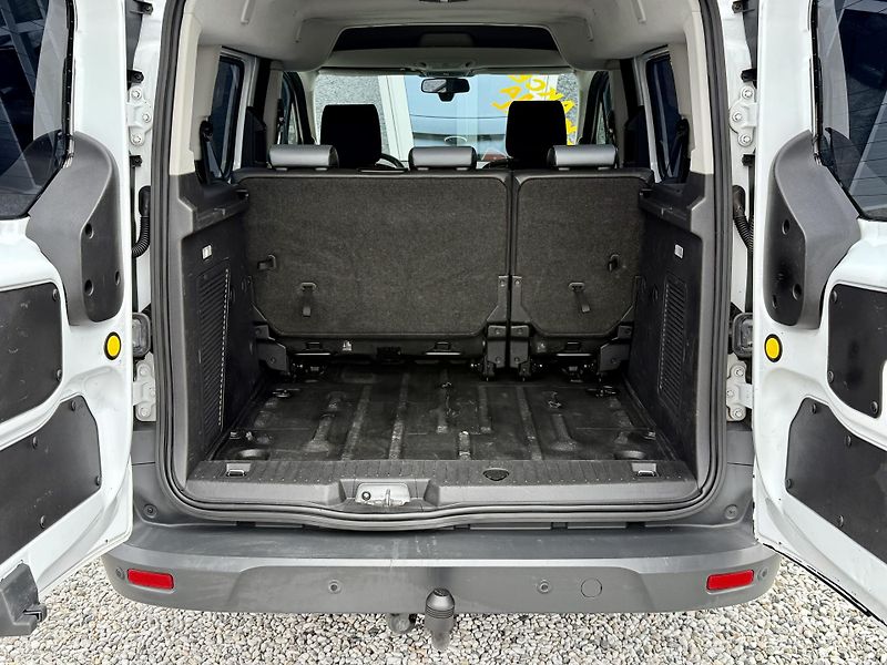 Ford Transit Connect 1,6 TDCi 5 míst REZERVACE - fotka 11 z 32