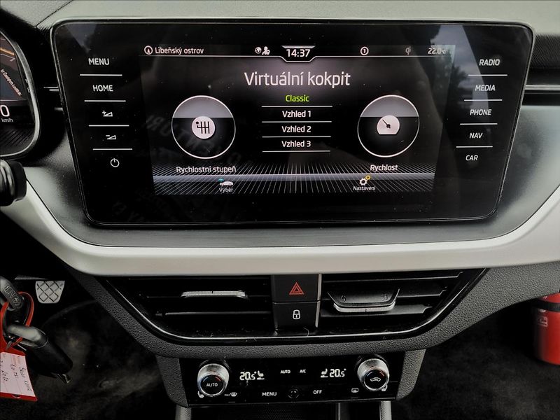 Škoda Kamiq 1,0 TSI,TFT,NAVI,VÝHŘEV,KLIMA - fotka 33 z 50