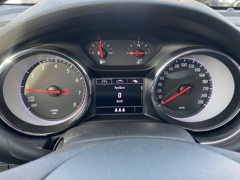 Opel Astra (2021) 1,2 (96kW) 6,man - fotka 14 z 27