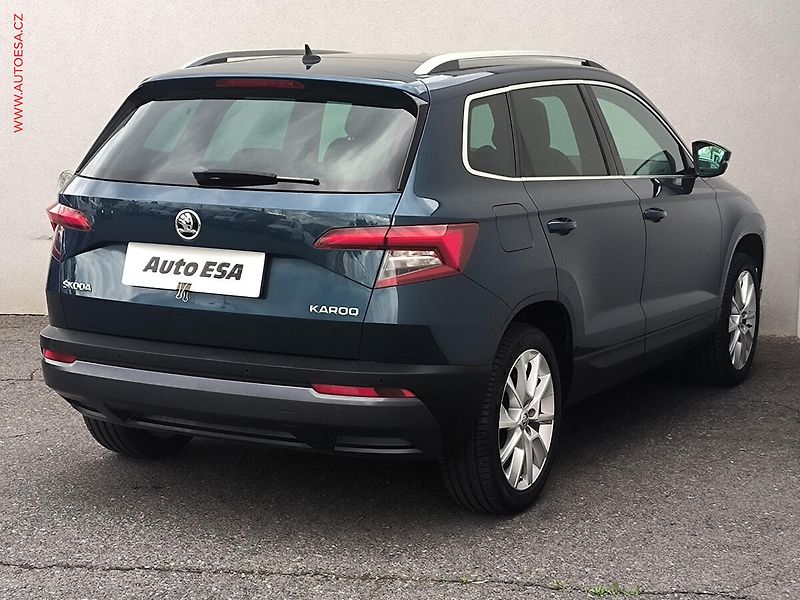 Škoda Karoq (2018) 1.5 TSi, Style, DSG, panor - fotka 4 z 26