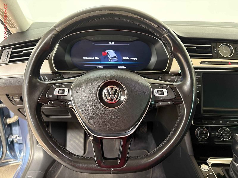 Volkswagen Passat (2015) 2.0TDi, DSG - fotka 16 z 17