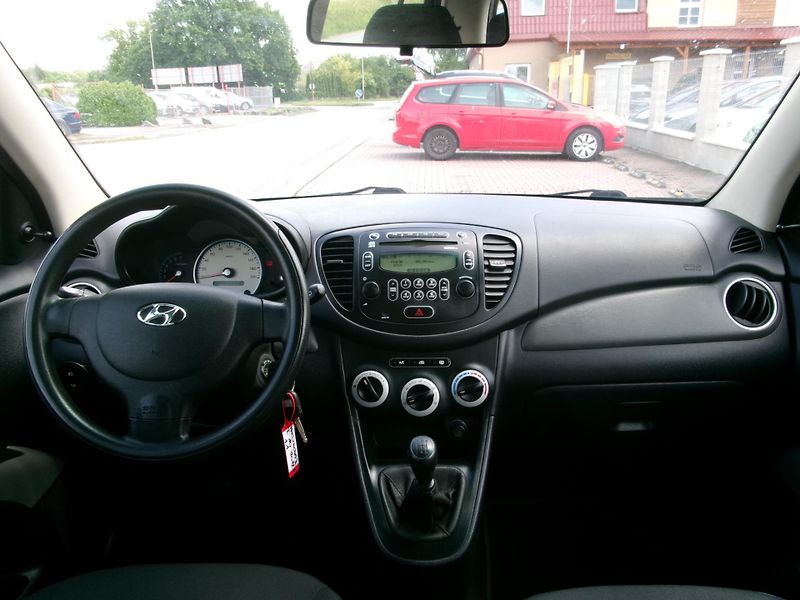 Hyundai i10 (2012) 1,1i KLIMA 1.MAJ - fotka 14 z 24