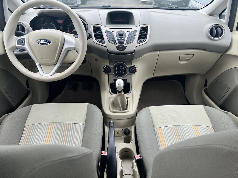 Ford Fiesta 1.25i KLIMATIZACE KOUPENO V ČR - fotka 14 z 36