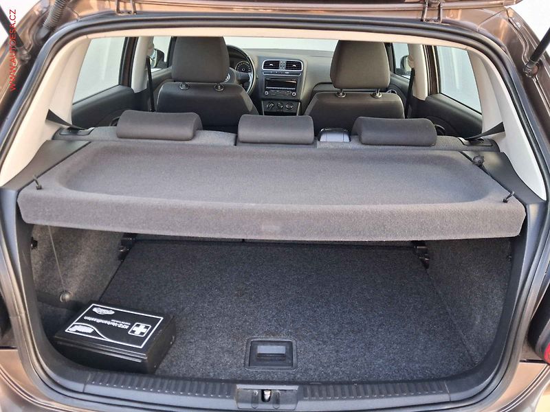 Volkswagen Polo (2013) 1.2 TSi, Comfortline - fotka 7 z 15