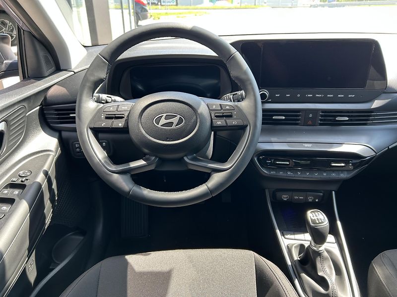 Hyundai i20 1,0 T-GDI 74 kW 6st. STYLE FL - fotka 10 z 31