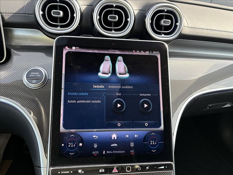 Mercedes-Benz Třídy C 2,0 220d 147 KW AMG 4 MATIC CZ - fotka 18 z 32