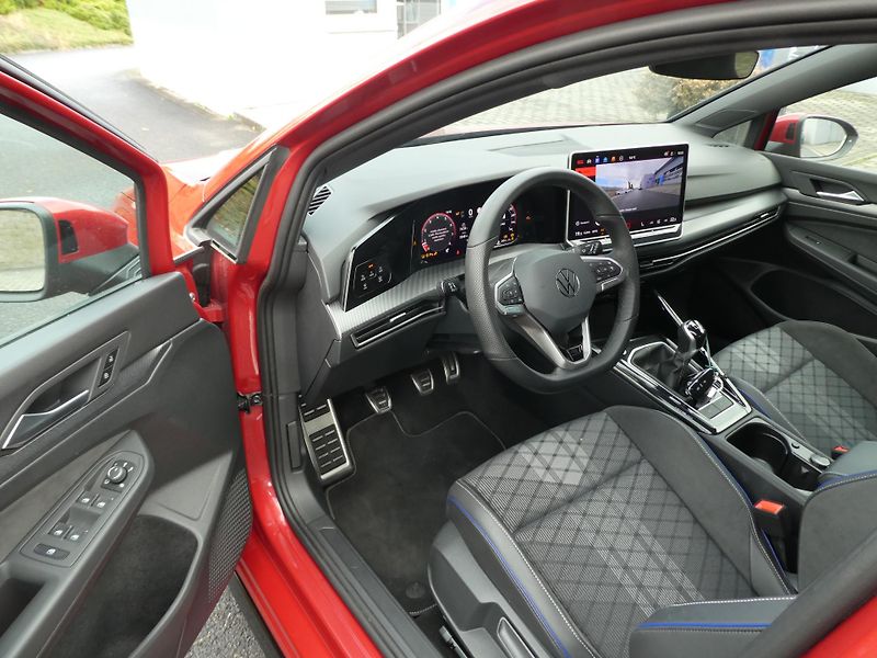 Volkswagen Golf 1,5 TFSi R LINE sport sedačky - fotka 9 z 15