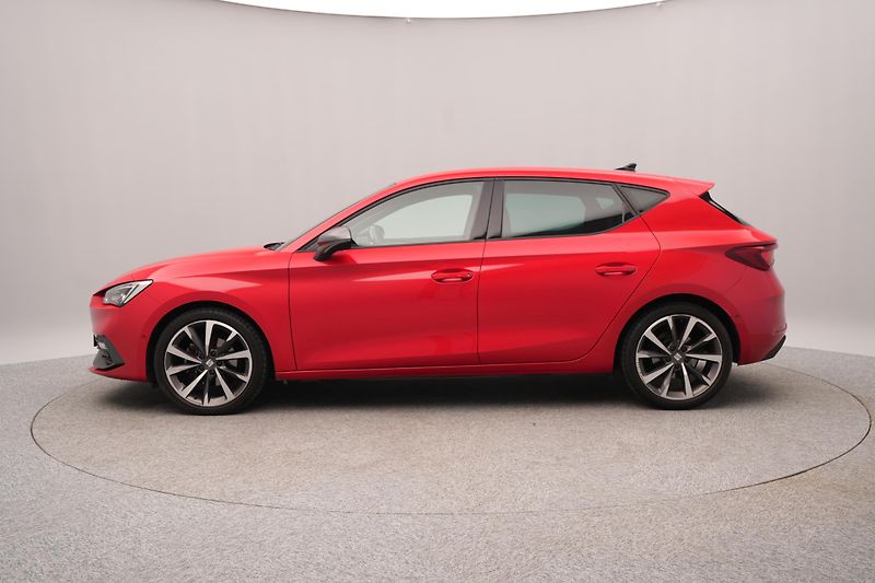 Seat Leon 1.5 TSI 110kW FR CZ - fotka 6 z 52
