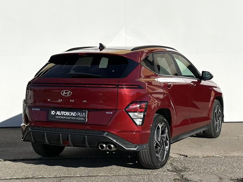 Hyundai Kona 1.6 T-GDI 145kW DCT AWD N-Line - fotka 2 z 22