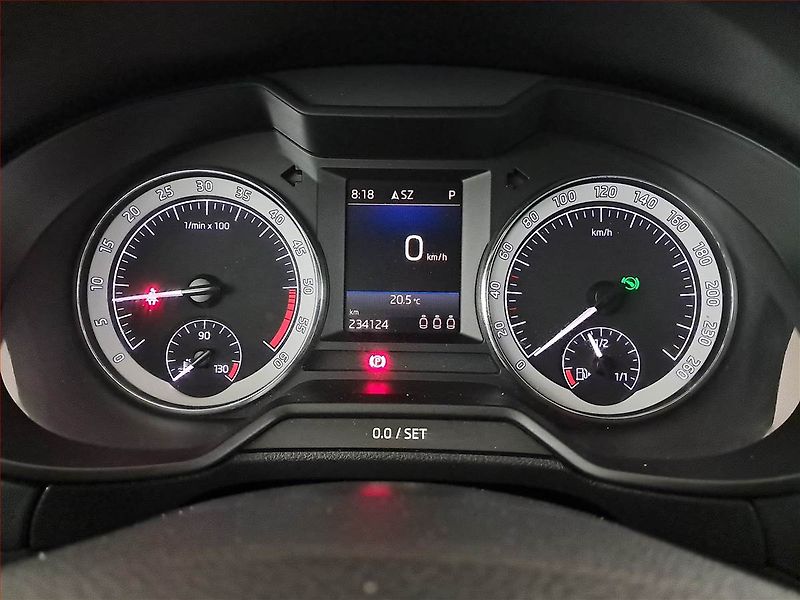 Škoda Octavia (2017) Scout 2.0 TDI, 4X4, Automat - fotka 11 z 20
