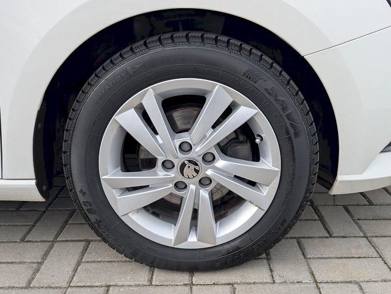 Škoda Fabia (2022) Combi 1,0 TSI / 70 kW Ambition - fotka 14 z 30
