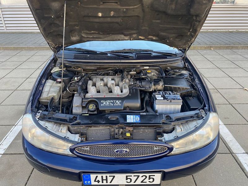 Ford Mondeo (1998) - fotka 31 z 40