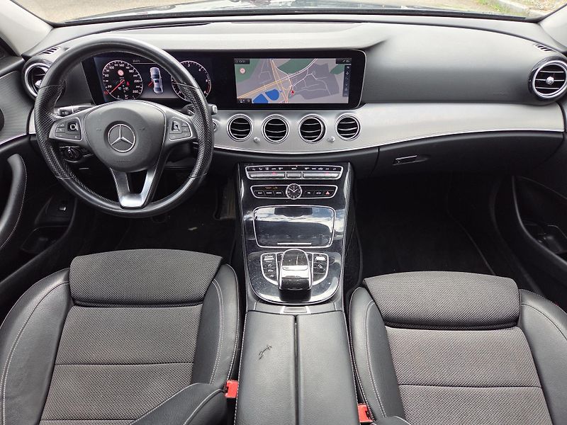 Mercedes-Benz Třídy E (2017) 220CDi  lze na splátky VŠEM!  - fotka 7 z 10