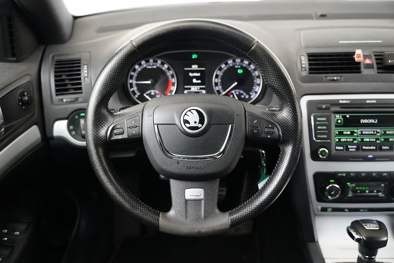 Škoda Octavia - fotka 17 z 22