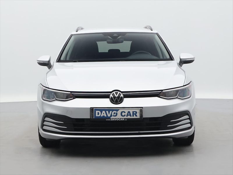 Volkswagen Golf 1,5 TSI 96kW CZ Life 1.Maj DPH - fotka 2 z 29