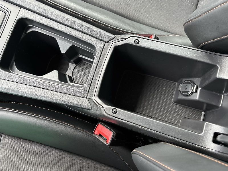 Cupra Formentor (2024) 1.5 TSI DSG - fotka 23 z 32