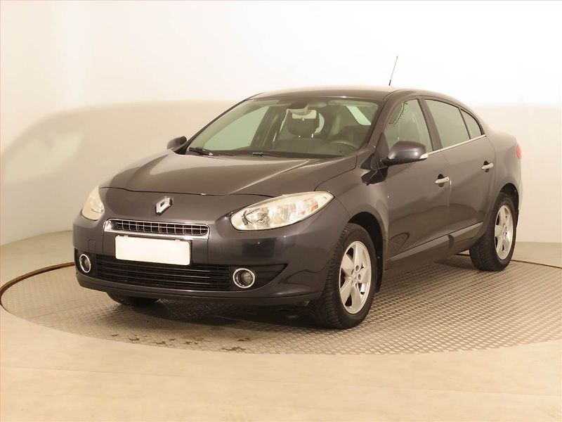 Renault Fluence (2010) 1.6 16V, Tempomat - fotka 2 z 15