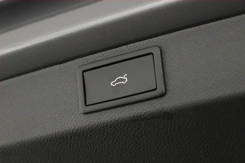 Škoda Karoq (2025) 1.5 TSI, Top Selection, FullLe - fotka 13 z 20