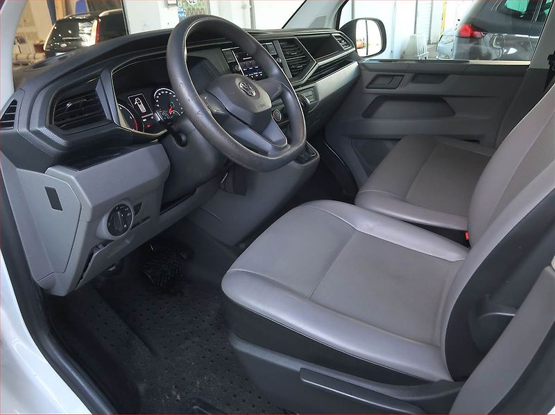 Volkswagen Transporter (2020) 2.0 TDI, L2H1 - fotka 7 z 16