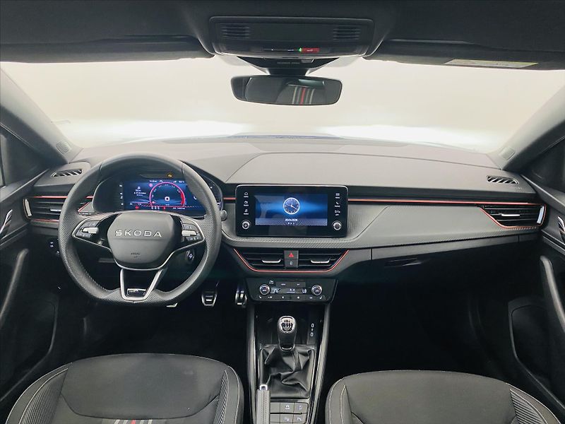Škoda Scala 1,5 TSI 110kW Monte Carlo - fotka 9 z 27