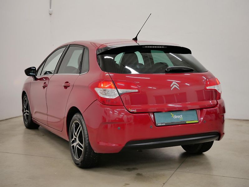 Citroën C4 - fotka 7 z 21