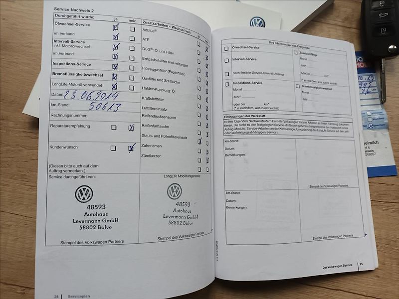 Volkswagen Touran 1,4 TSI,SERVIS,TAŽNÉ,VÝHŘEV - fotka 35 z 43