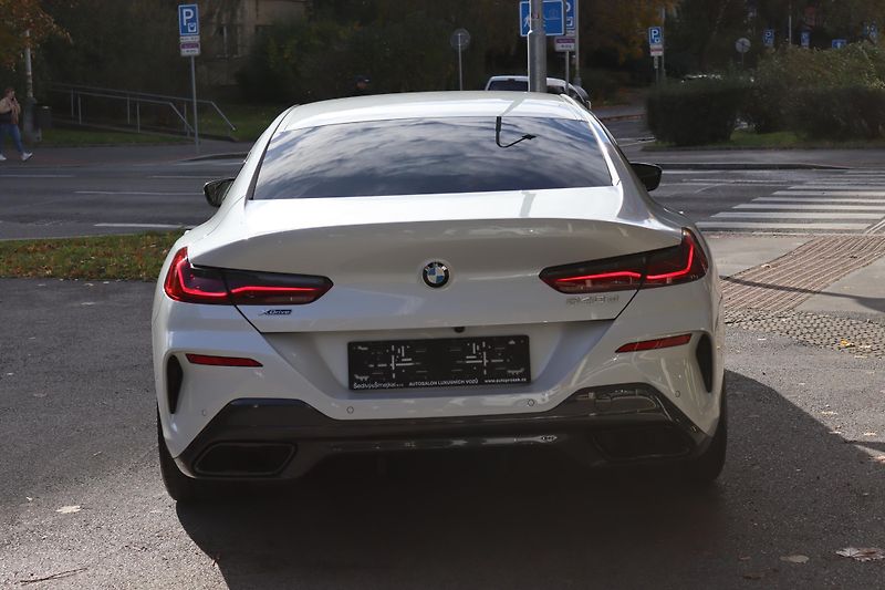 BMW Řada 8 840D XDRIVE GRAN COUPE M-PAKET - fotka 12 z 50