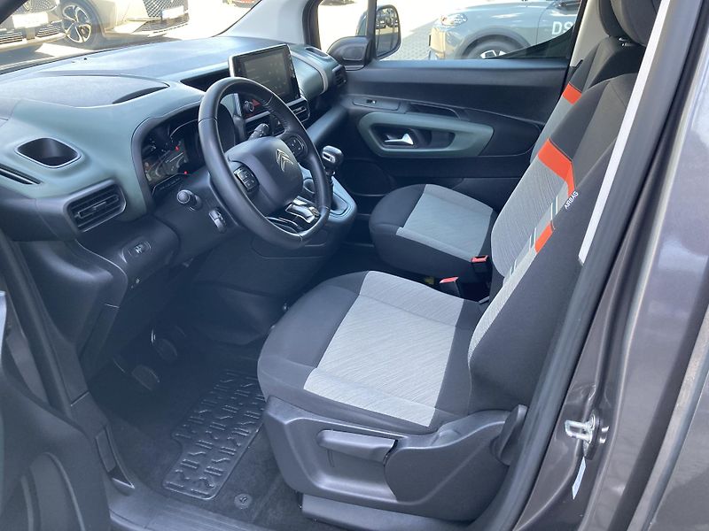 Citroën Berlingo XTR XL 1.5 BlueHDi 96 kW - fotka 11 z 22