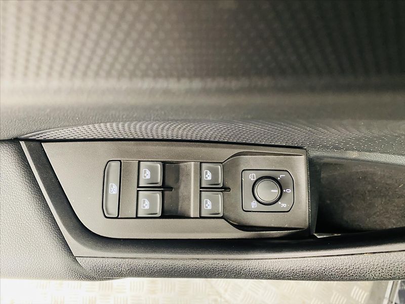 Škoda Octavia 2,0 TDI 110kW DSG SportLine - fotka 18 z 27