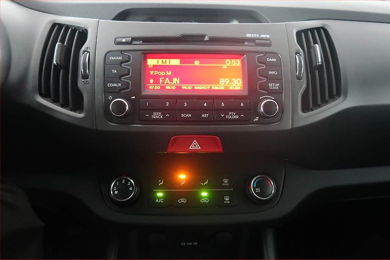 Kia Sportage (2011) 1.6 GDI - fotka 12 z 15