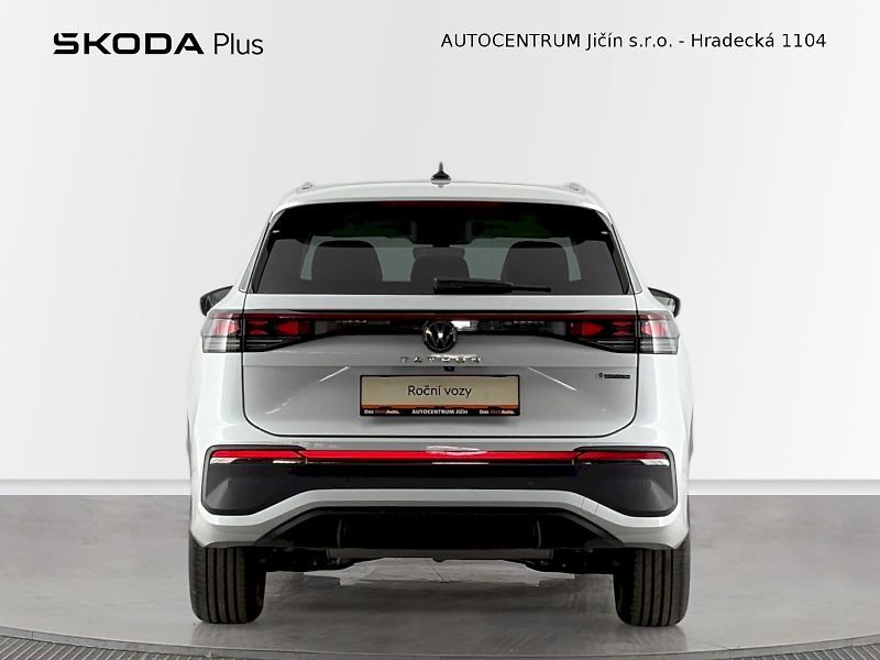 Volkswagen Tayron (2025) Elegance 2.0 TSI 150kW 4Motion - fotka 6 z 45