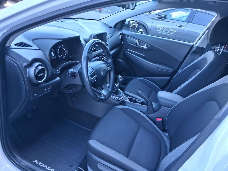 Hyundai Kona STYLE 1.0 T-GDi 88 kW - fotka 10 z 20