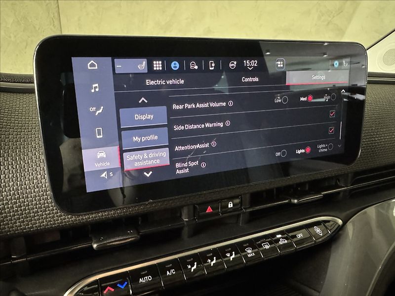 Fiat 500e La Prima Kamera LED Assist - fotka 27 z 44