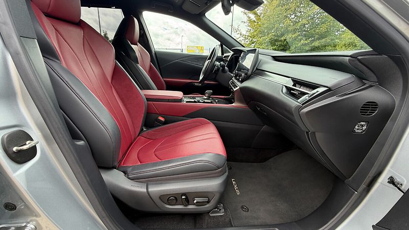 Lexus RX 500h 500H 2,4 HEV F SPORT PLUS - fotka 10 z 25