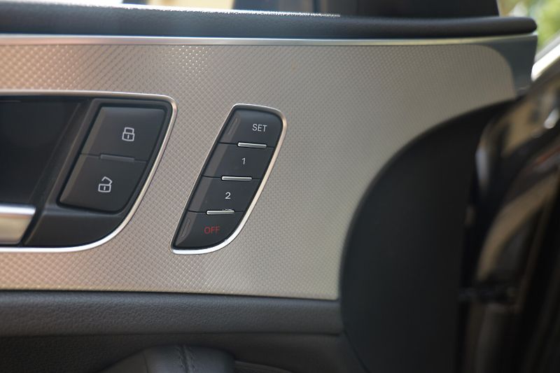 Audi A6 3.0 TDI 180kW KESSY Paměť Taž - fotka 11 z 34