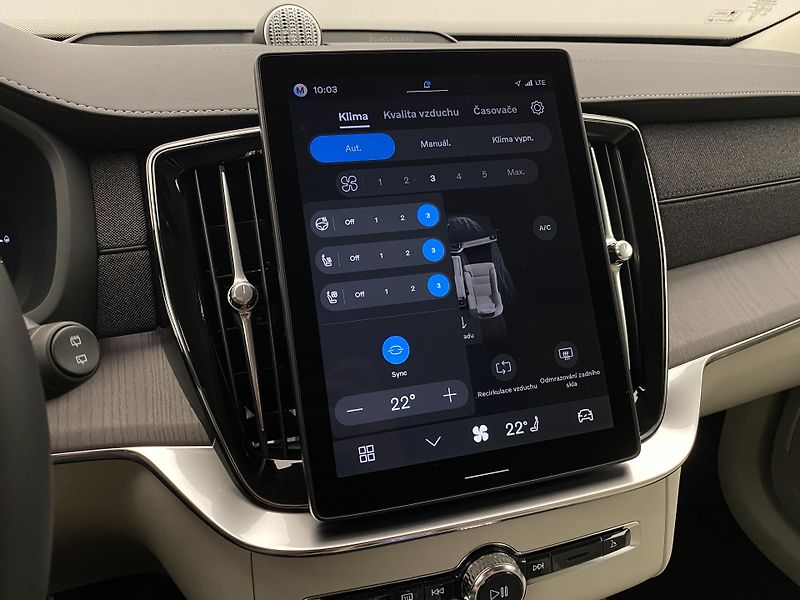 Volvo XC90 (2026) T8 AWD Plug-in BRIGHT PLUS 7m - fotka 44 z 72